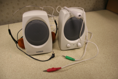 speaker with connectors